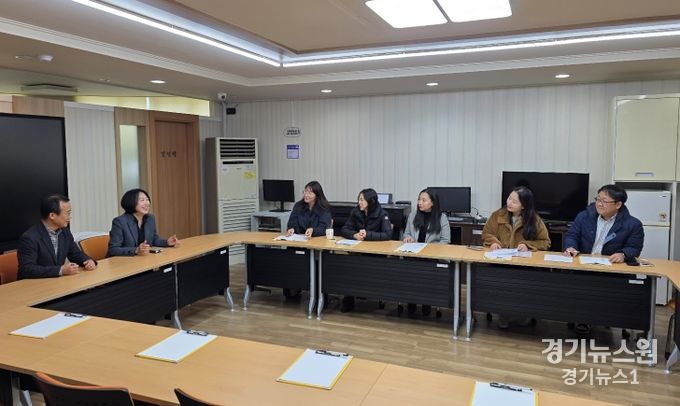 경기도의회 이병숙 의원, 영통지역 학부모 간담회에서 대규모 공동주택 입주에 수반되는 교육행정 철저 당부