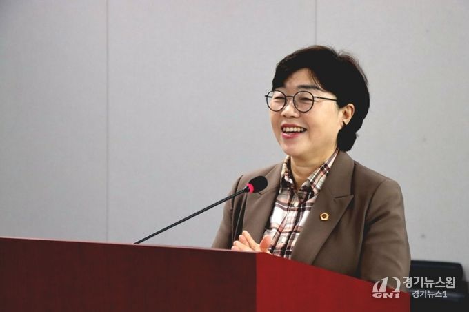 경기도의회 건설교통위원회 박옥분(더불어민주당, 수원2) 의원