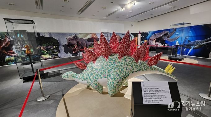 “작가가 공룡 덕후”형형색색 공룡 친구들이 해남에 떴다