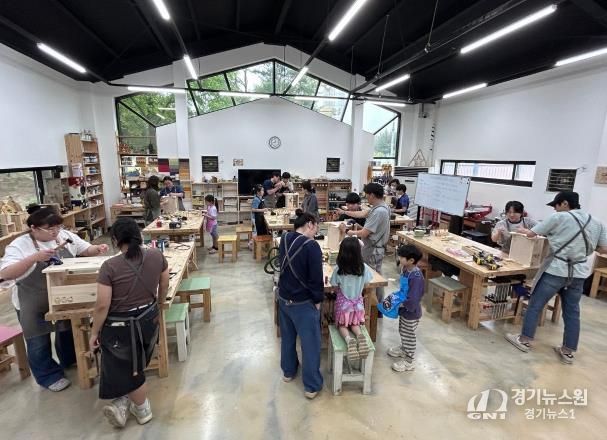 오산시 온마을목공체험장, '온가족 목공 체험 행사' 성료