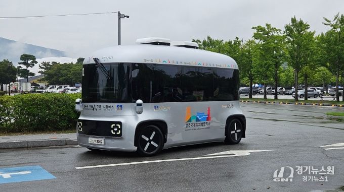 8인승 자율주행차 ROii