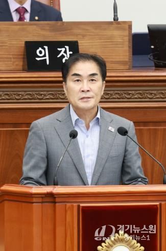 창원시의회 서명일 의원“미끄럼 방지 페인트, 더 미끄러워”