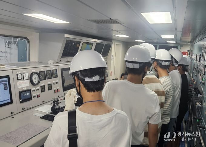 인천남부교육지원청, ‘해양탐구자 및 작가 캠프’ 운영