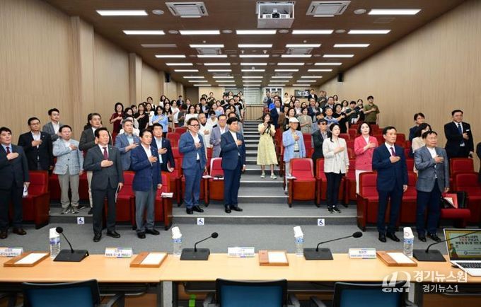 경상남도의회 이찬호교육위원장 '인공지능시대의 맞춤형 인성교육'토론회 개최