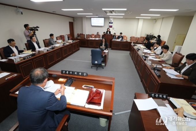 제주특별자치도의회 교육자치 특별위원회