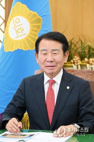 최길영 의장님