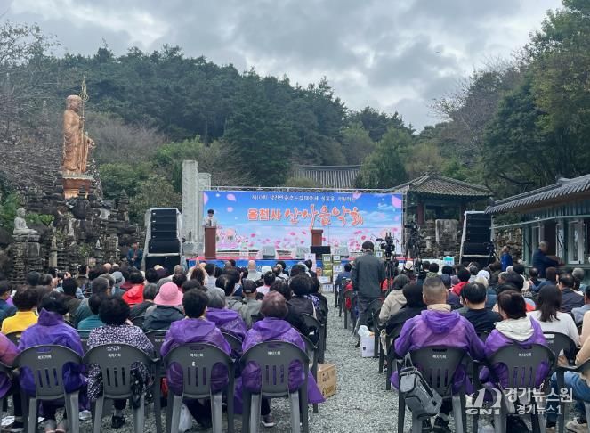 지난 18일 옴천사에서 열린 산사음악회 모습.