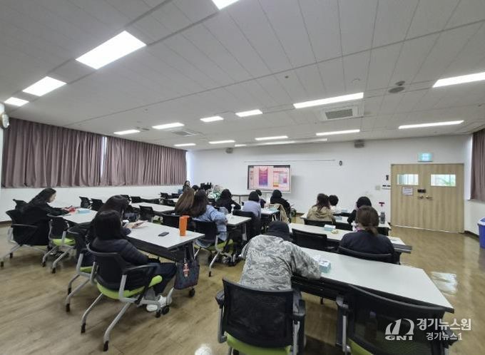 동두천시, 경기도 평생학습 기회특구 사업 '디지털 문해교육 마을강사 양성과정' 성료