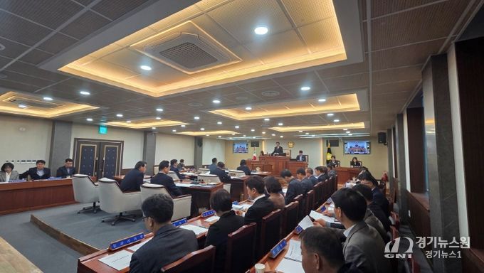 제379회 장수군의회 임시회 제2차 본회의