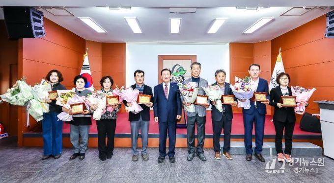 함안군, 하반기‘군민 으뜸상’표창 수여