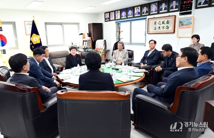 11월 정례 의원간담회