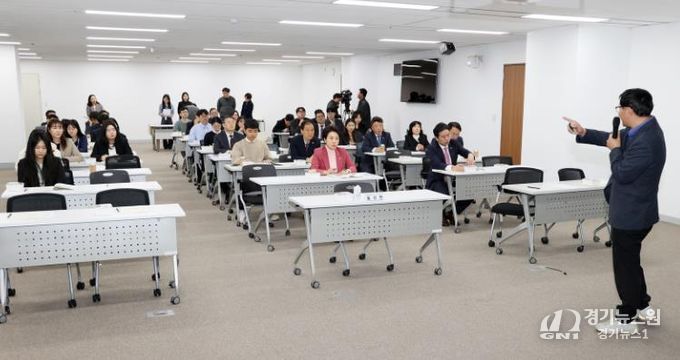 충남도의회, 2025년도 마지막 의정 아카데미 개최