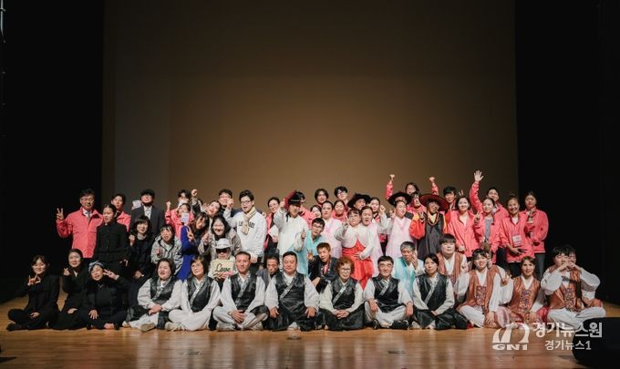 2025 예술날개 페스티벌 공연