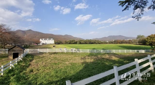 전국 최우수 친환경 농장으로 선정된 '농도원목장'