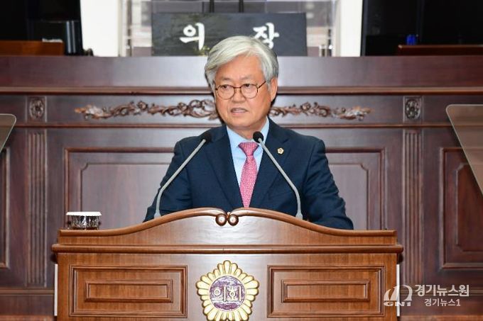 경상남도의회 신종철 도의원, 지리산권 관광 활성화·필수의료 공백 해소·교육환경 개선 위한 도정질문