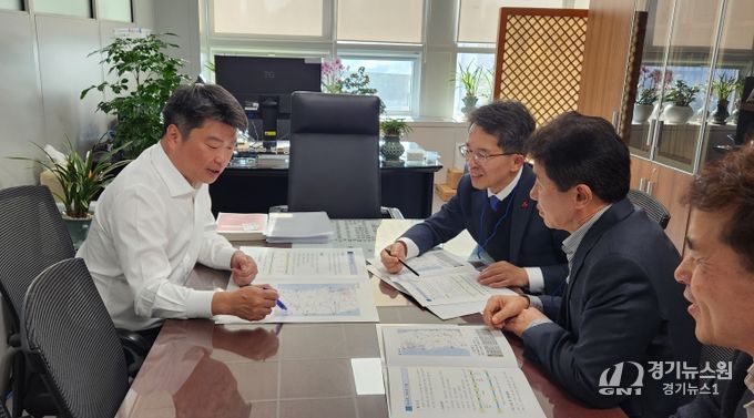 영주시, 중부권의 국가 거점 도약을 위한 교통·물류 전략 기재부에 전달