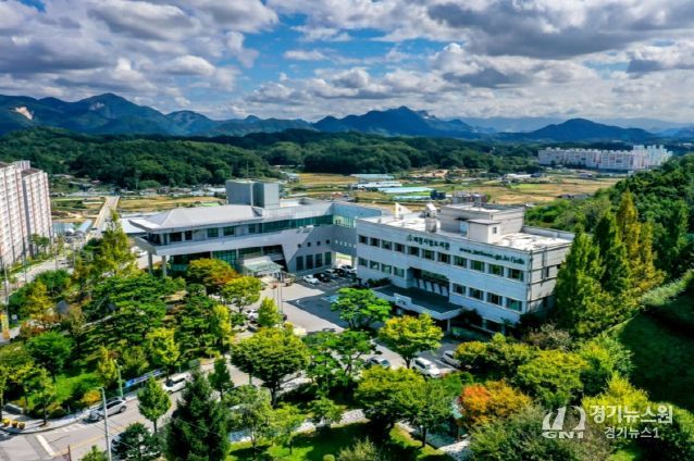 제천시립도서관 전경