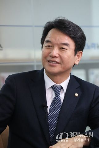 더불어민주당 문진석 의원(원내수석, 충남 천안시갑)