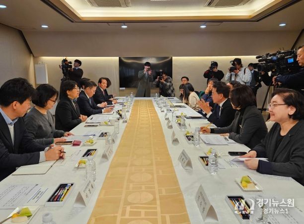 육동한 시장, 통합돌봄정책위원회 참석