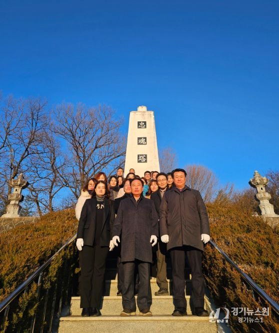 상주교육지원청, 2026년 병오년(丙午年) 충혼탑 참배