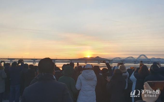 2026년 제15회 평택호 해맞이 행사 성황