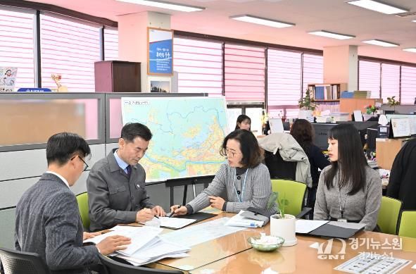 중구, “결재판 들고 기다리는 대신 부서에서 바로” …‘찾아가는 현장 결재’ 진행