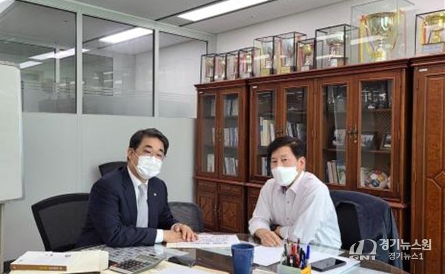 ‘21.06.08 정부세종청사 방문 최상대 예산실장 면담 및 인상 요청