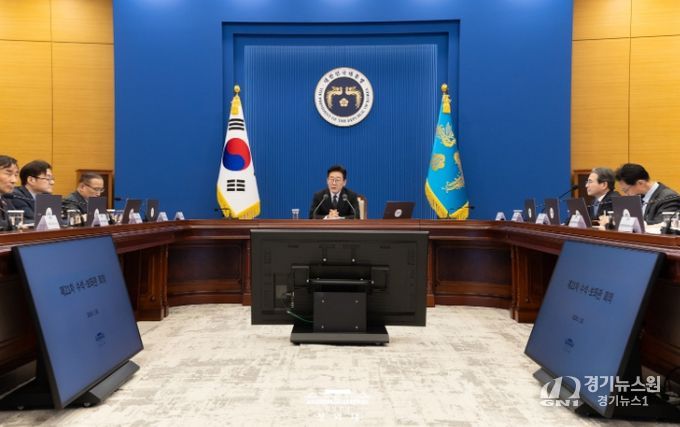 제21차 대통령 주재 수석·보좌관 회의(청와대)