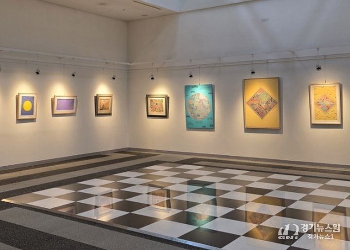 김경화 작가의 ‘문명예찬’(1월 20일~2월 7일) 전시