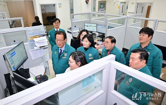 행정자치위원회, 120 해울이콜센터 연장 운영 격려 방문