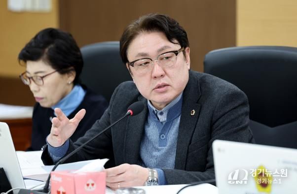 인천시의회 신충식 의원, 문화체육국 대상 분야별 심도있는 질의