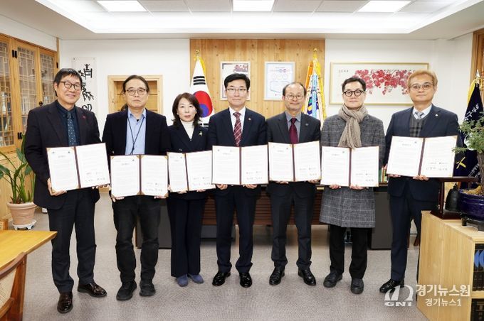 충북교육청, _나도 예술가_ 정책 추진 업무협약 체결