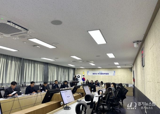 여주시, 2025년 하반기 적극행정 우수공무원 선발