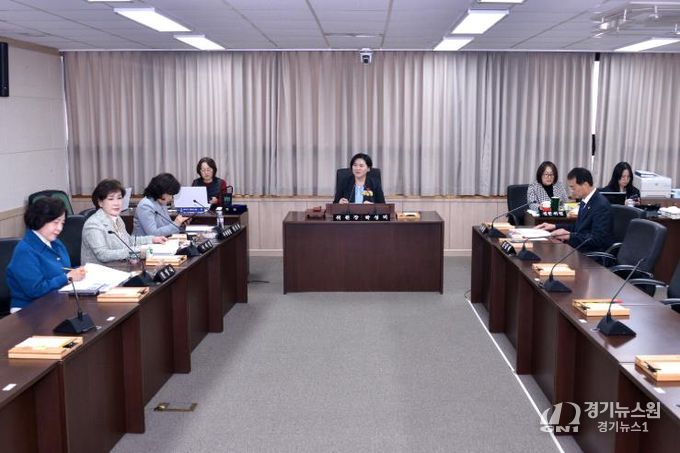 여수시의회 국제슬로푸드 총회 유치지원 특별위원회 제3차 회의 개최