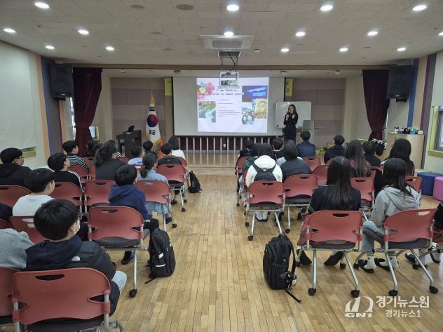 충청북도국제교육원부설 영재교육원 개강