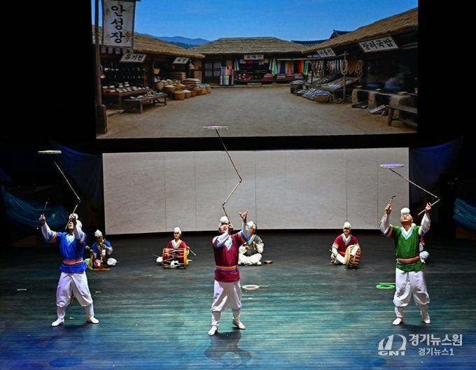 안성시립 남사당바우덕이 풍물단, 상설공연 '안성남사당 곰뱅이텄다' 개막