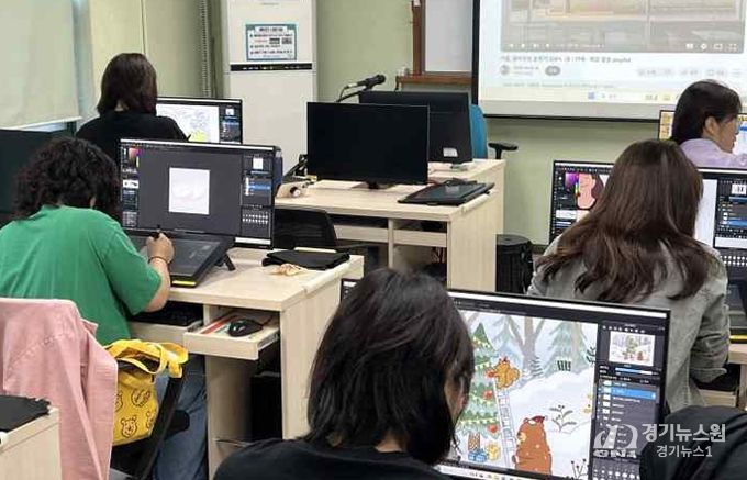 양천구, 경력단절여성 대상 ‘디지털 드로잉’ 교육 운영 모습