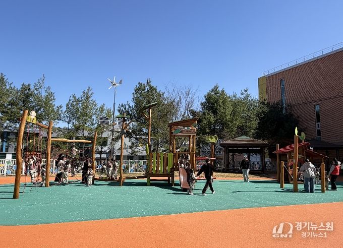 유아교육진흥원 실외 체험시설 _신나는 햇살마당