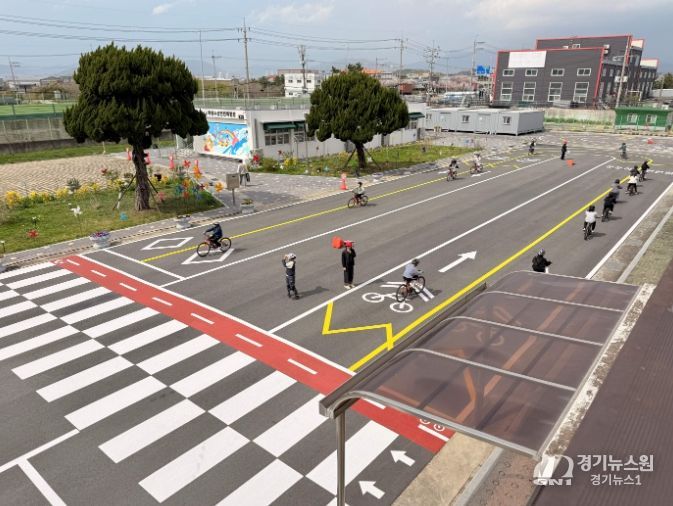 교통안전 시설 전경.